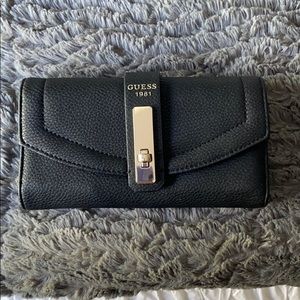 Guess wallet